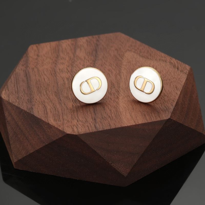 chr1st1an D10r earrings